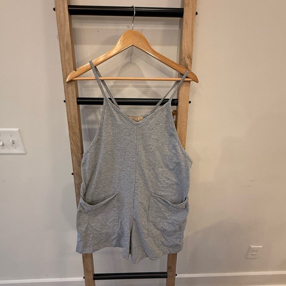 C'ISA Light Gray Sleeveless Romper S